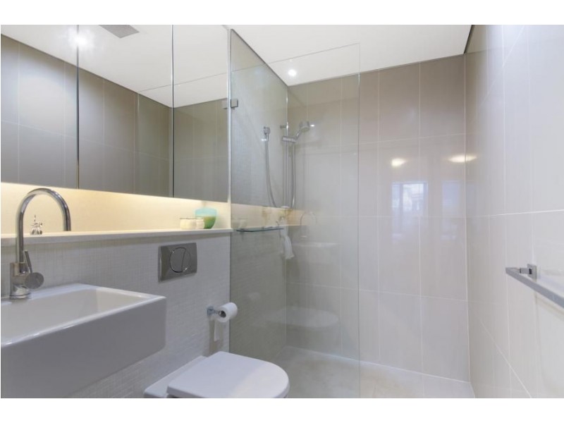 102/296-300 Pacific Highway, Crows Nest NSW 2065