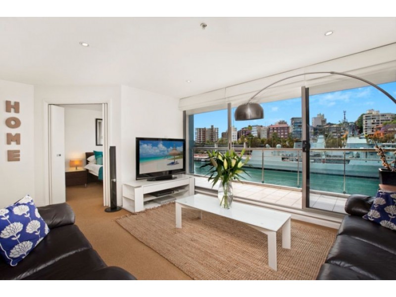 423 Finger Wharf, 6 Cowper Wharf Road, Woolloomooloo NSW 2011