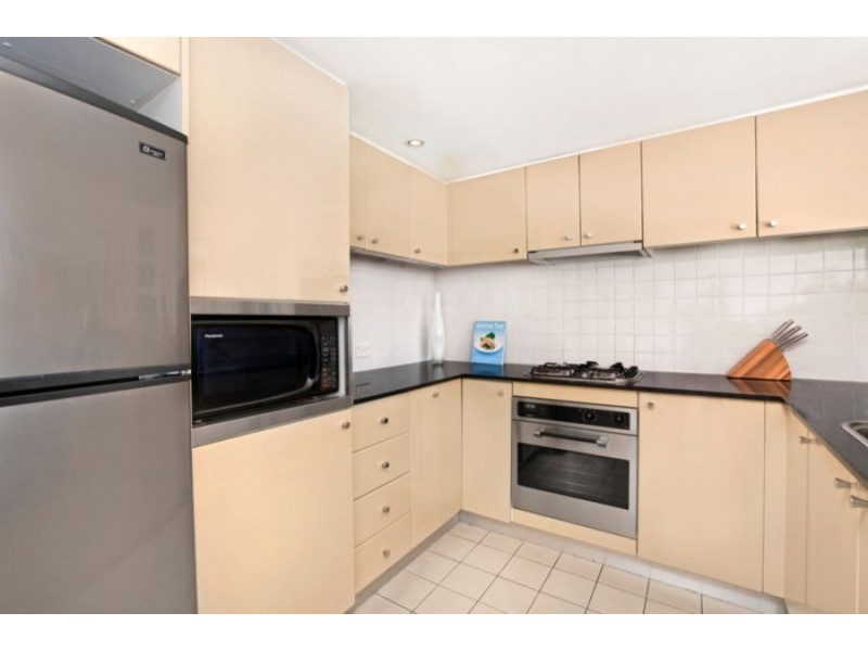 423 Finger Wharf, 6 Cowper Wharf Road, Woolloomooloo NSW 2011