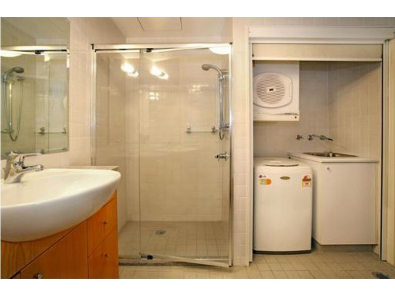 363 Finger Wharf, 6 Cowper Wharf Road, Woolloomooloo NSW 2011