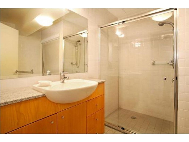363 Finger Wharf, 6 Cowper Wharf Road, Woolloomooloo NSW 2011