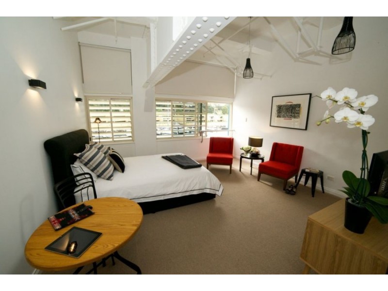 363 Finger Wharf, 6 Cowper Wharf Road, Woolloomooloo NSW 2011