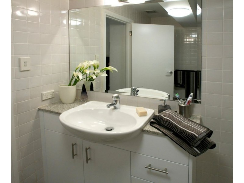 363 Finger Wharf, 6 Cowper Wharf Road, Woolloomooloo NSW 2011