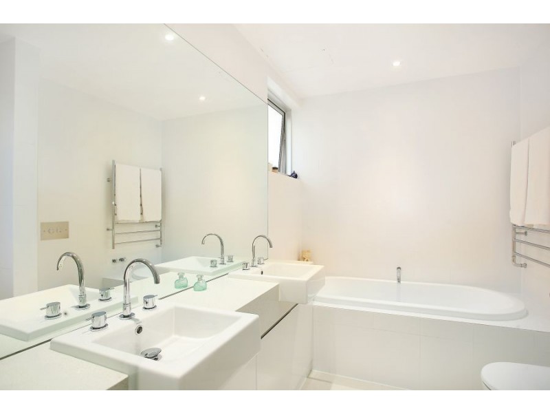 4/70 Bradleys Head Road, Mosman NSW 2088