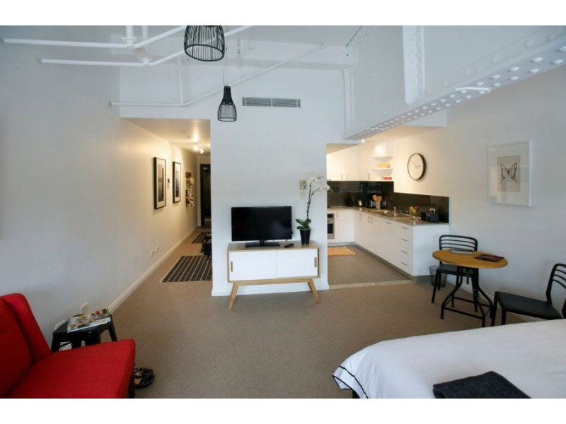 363 Finger Wharf, 6 Cowper Wharf Road, Woolloomooloo NSW 2011