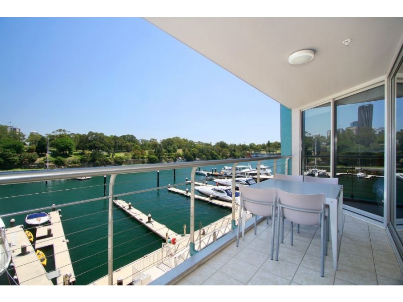 412 Finger Wharf, 6 Cowper Wharf Road, Woolloomooloo NSW 2011