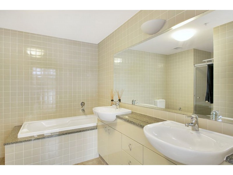 316 Finger Wharf, 6 Cowper Wharf Road, Woolloomooloo NSW 2011