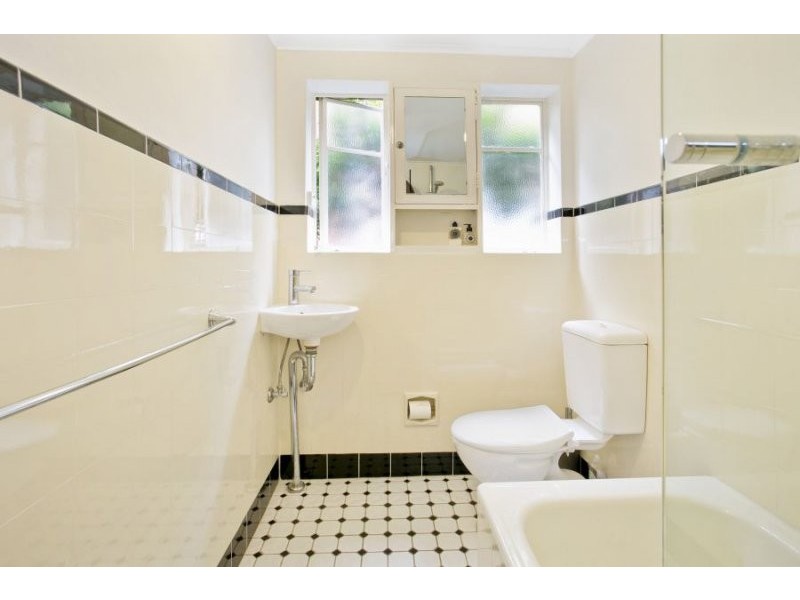 2/60 Raglan Street, Mosman NSW 2088