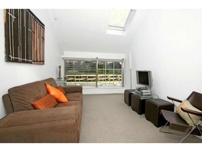 571 Finger Wharf, 6 Cowper Wharf Road, Woolloomooloo NSW 2011