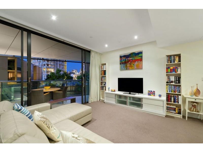 2B/4 Distillery Drive, Pyrmont NSW 2009