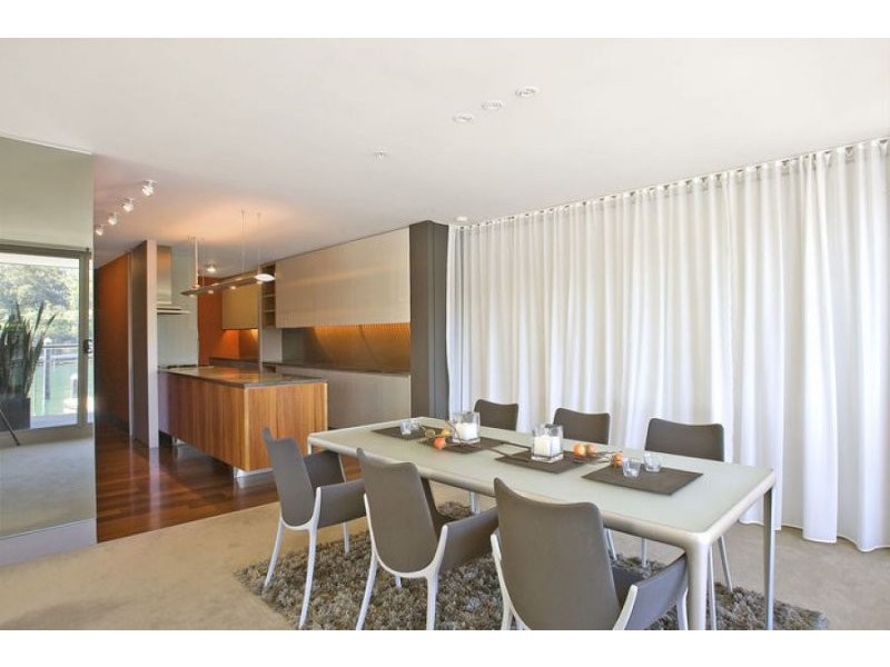 222/6 Cowper Wharf Roadway, Woolloomooloo NSW 2011