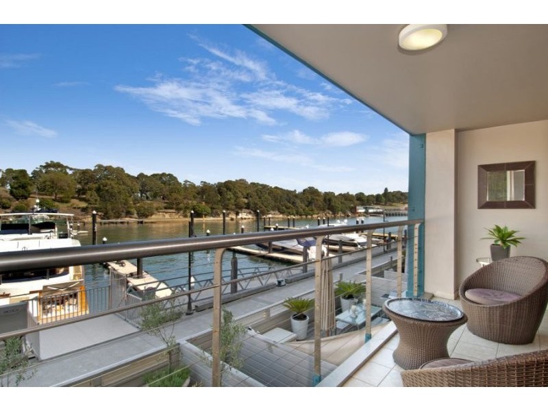 215/6 Cowper Wharf Roadway, Woolloomooloo NSW 2011