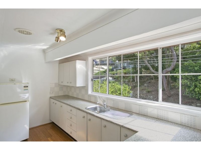 15 The Scarp, Castlecrag NSW 2068