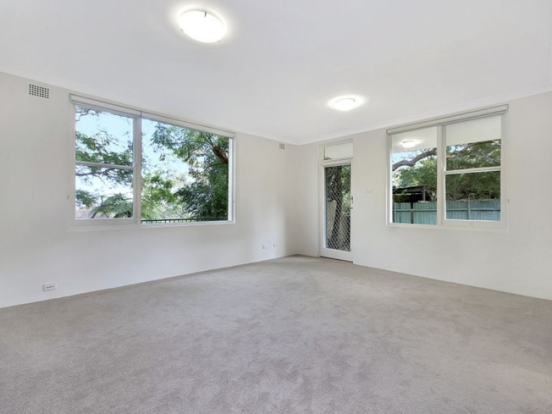 2/2 Morven Gardens Lane, Greenwich NSW 2065