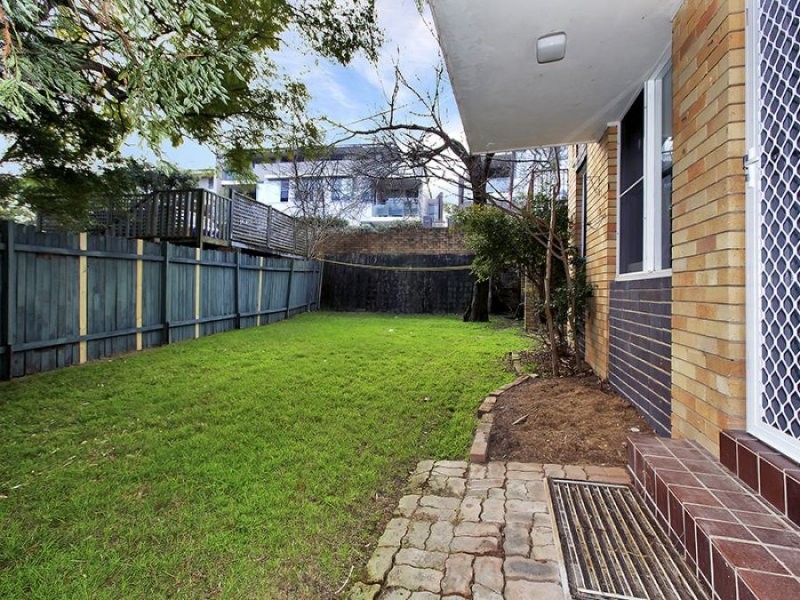 2/2 Morven Gardens Lane, Greenwich NSW 2065