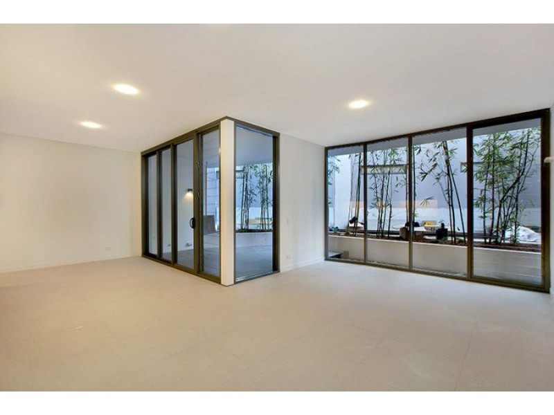 S201/68 Sir John Young Crescent, Woolloomooloo NSW 2011