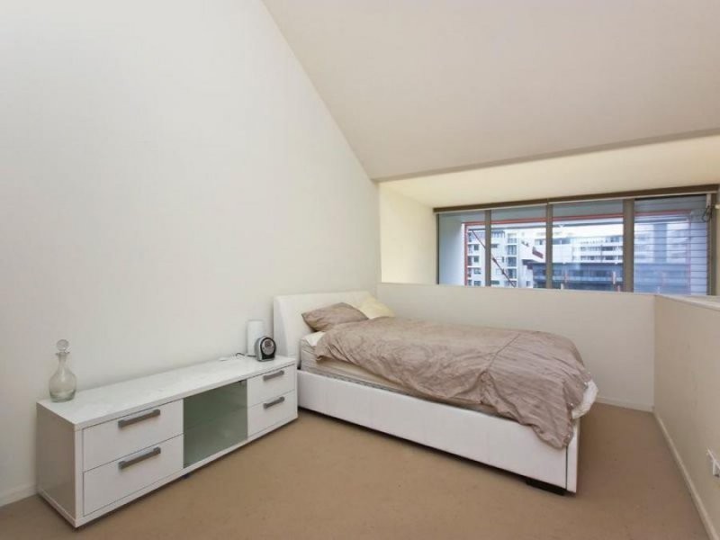 1/19 Gadigal Avenue, Zetland NSW 2017