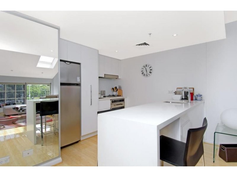 558/6 Cowper Wharf Roadway, Woolloomooloo NSW 2011
