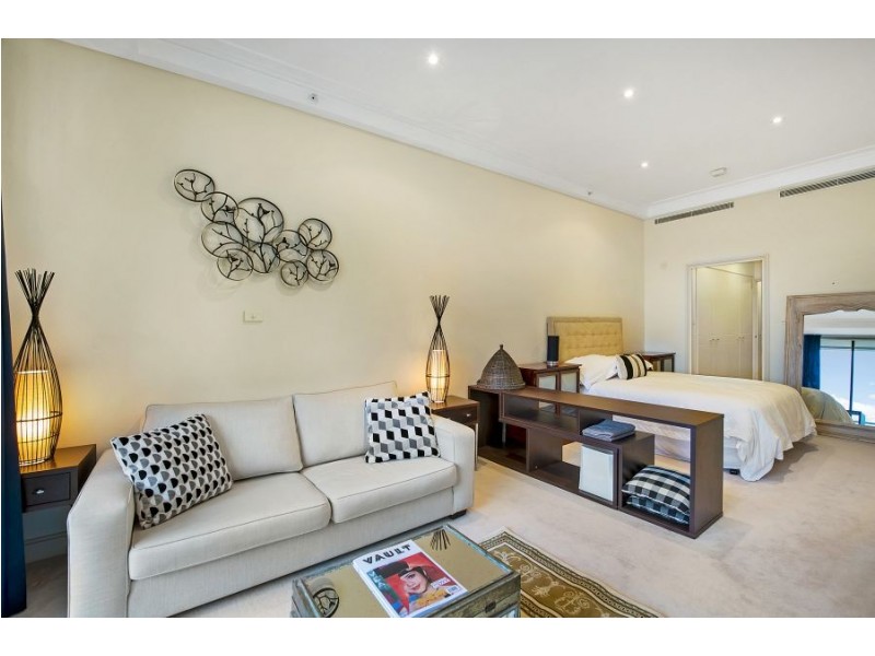 15/7 Macquarie Street, Sydney NSW 2000