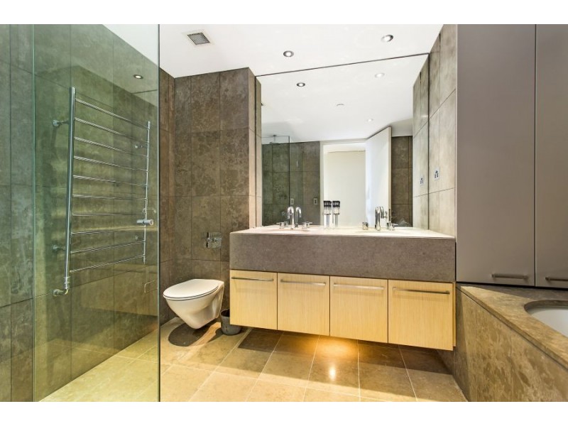 1002/185 Macquarie Street, Sydney NSW 2000