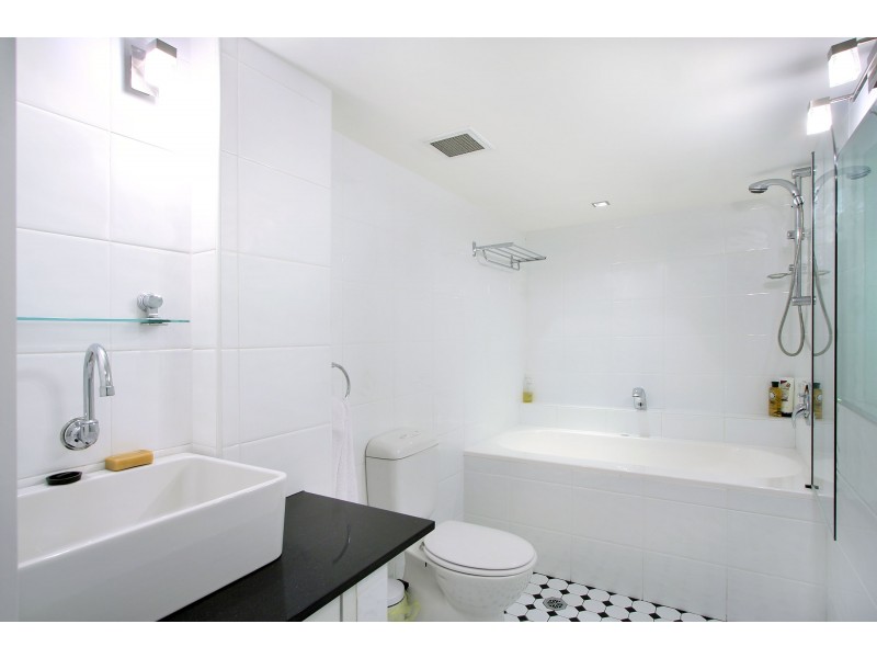 226/6 Cowper Wharf Road, Woolloomooloo NSW 2011