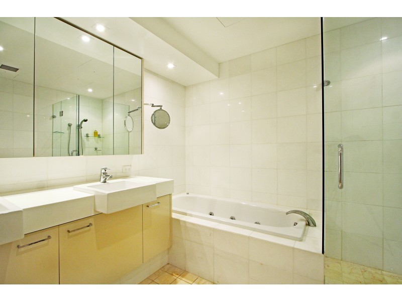 33/10 Lincoln Crescent, Woolloomooloo NSW 2011