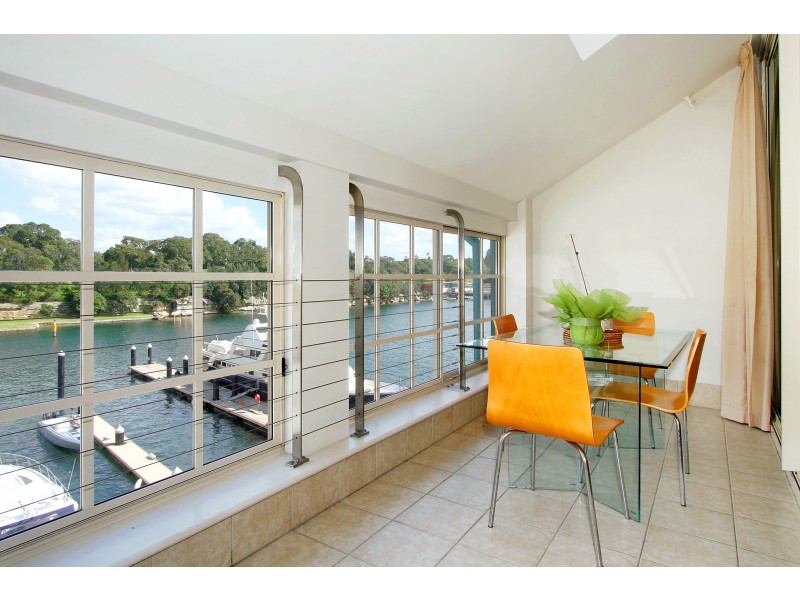 519/6 Cowper Wharf Road, Woolloomooloo NSW 2011