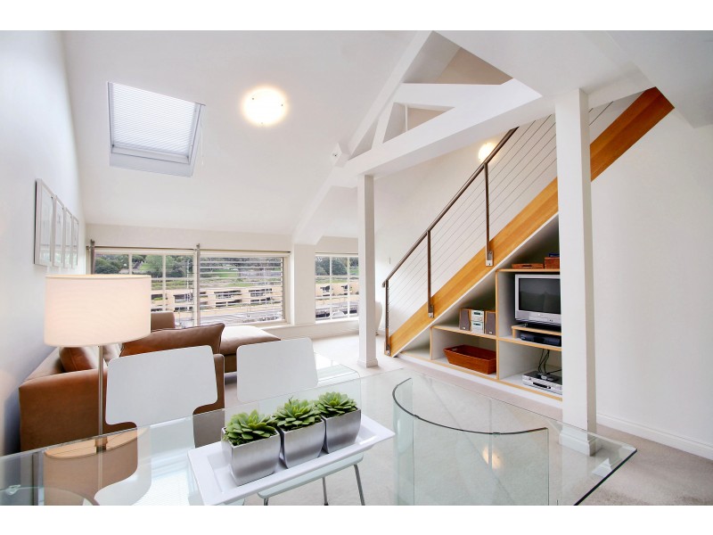 572/6 Cowper Wharf Road, Woolloomooloo NSW 2011