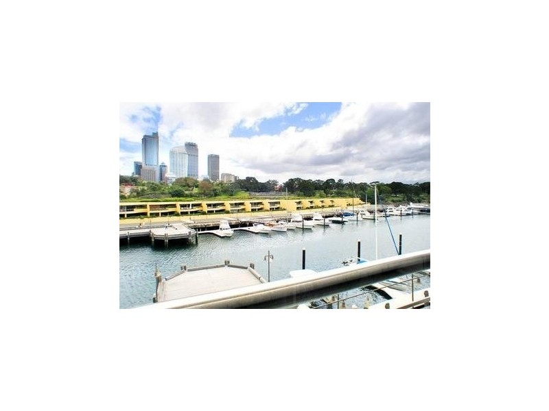 570/6 Cowper Wharf Road, Woolloomooloo NSW 2011