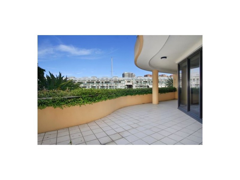 15/10 Lincoln Crescent, Woolloomooloo NSW 2011