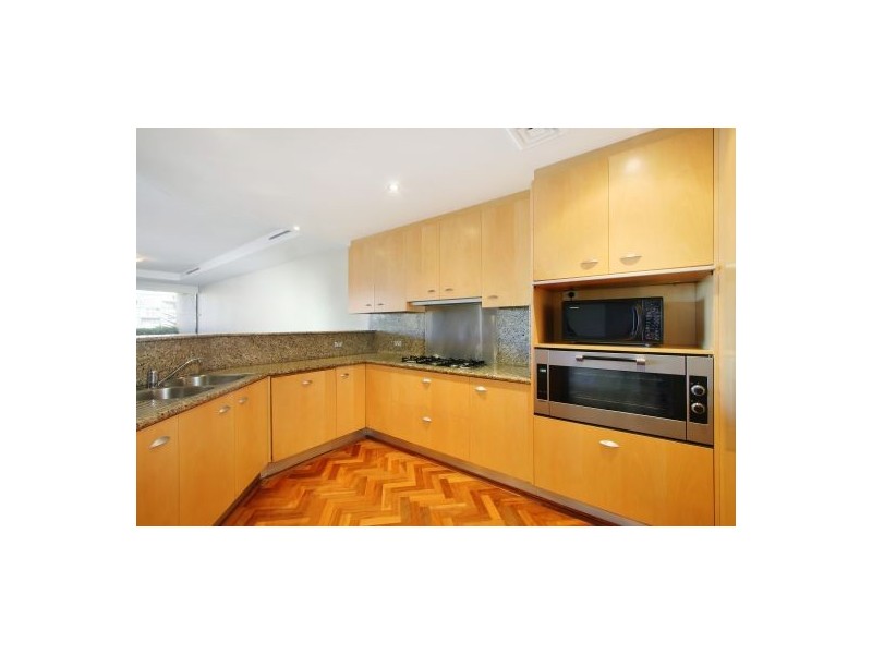 15/10 Lincoln Crescent, Woolloomooloo NSW 2011