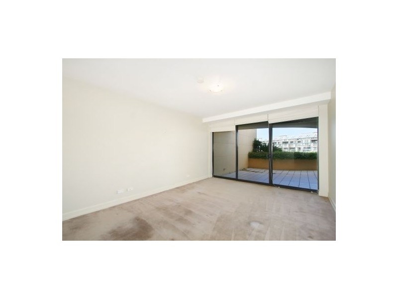 15/10 Lincoln Crescent, Woolloomooloo NSW 2011