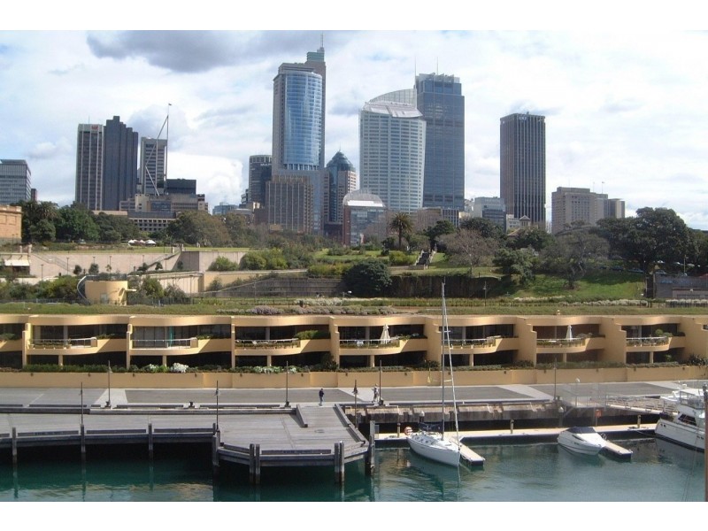 15/10 Lincoln Crescent, Woolloomooloo NSW 2011