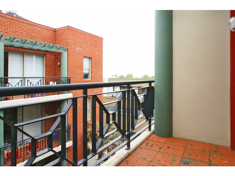 54/13 Ernest Street, Crows Nest NSW 2065