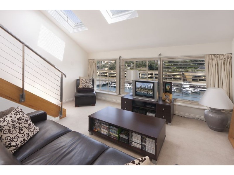 581/6 Cowper Wharf Road, Woolloomooloo NSW 2011