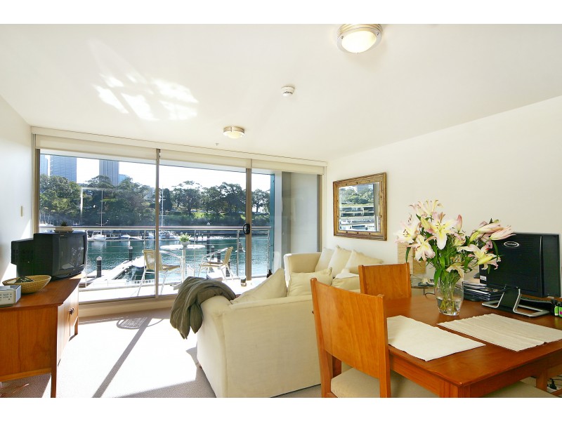 215/6 Cowper Wharf Road, Woolloomooloo NSW 2011