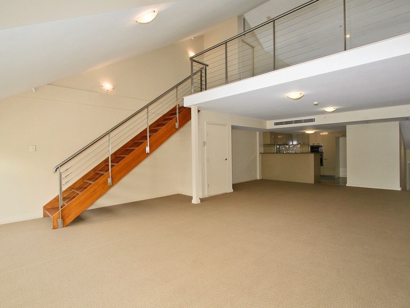 506/6 Cowper Wharf Road, Woolloomooloo NSW 2011