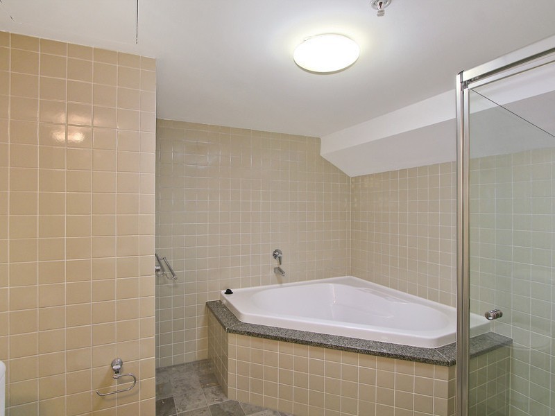 506/6 Cowper Wharf Road, Woolloomooloo NSW 2011