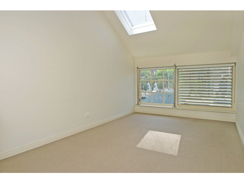 566/6 Cowper Wharf Road, Woolloomooloo NSW 2011