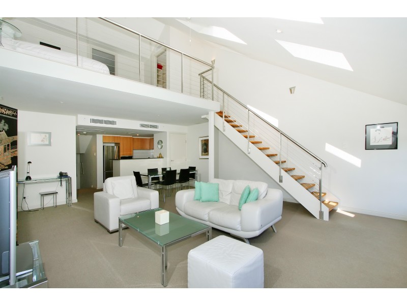 513/6 Cowper Wharf Road, Woolloomooloo NSW 2011