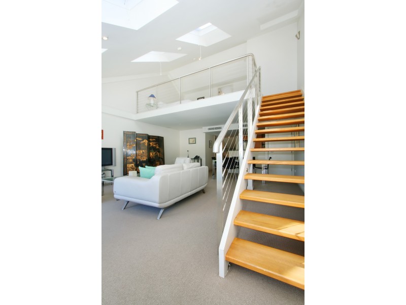 513/6 Cowper Wharf Road, Woolloomooloo NSW 2011