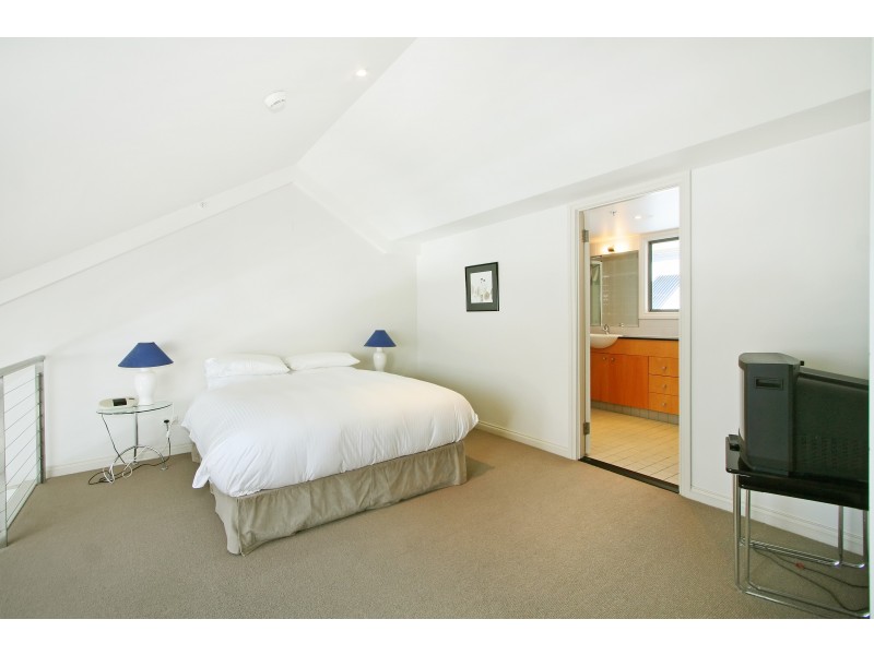 513/6 Cowper Wharf Road, Woolloomooloo NSW 2011