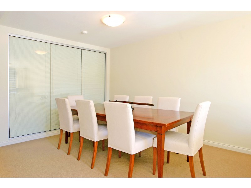 206/6 Cowper Wharf Road, Woolloomooloo NSW 2011