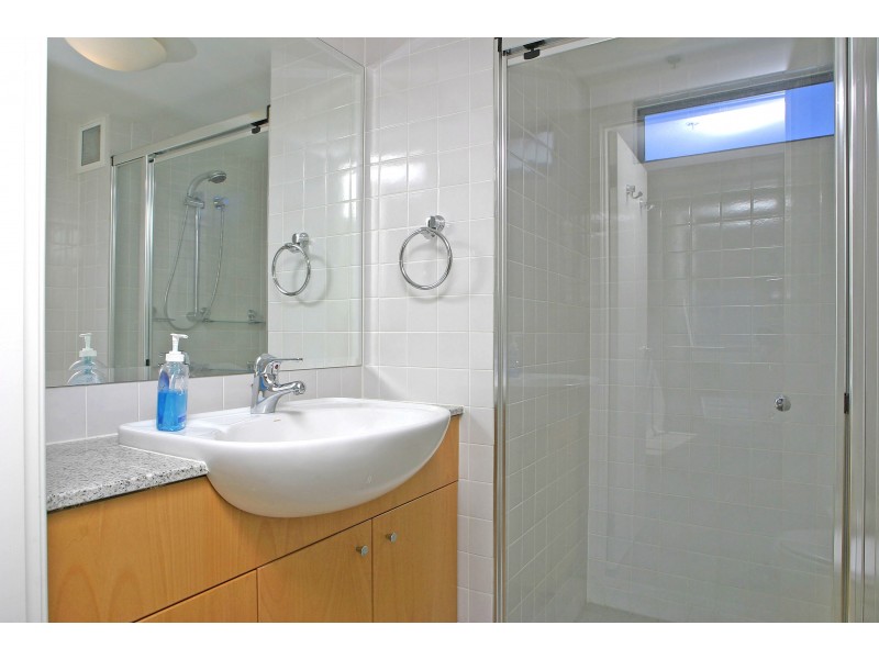 563/6 Cowper Wharf Road, Woolloomooloo NSW 2011