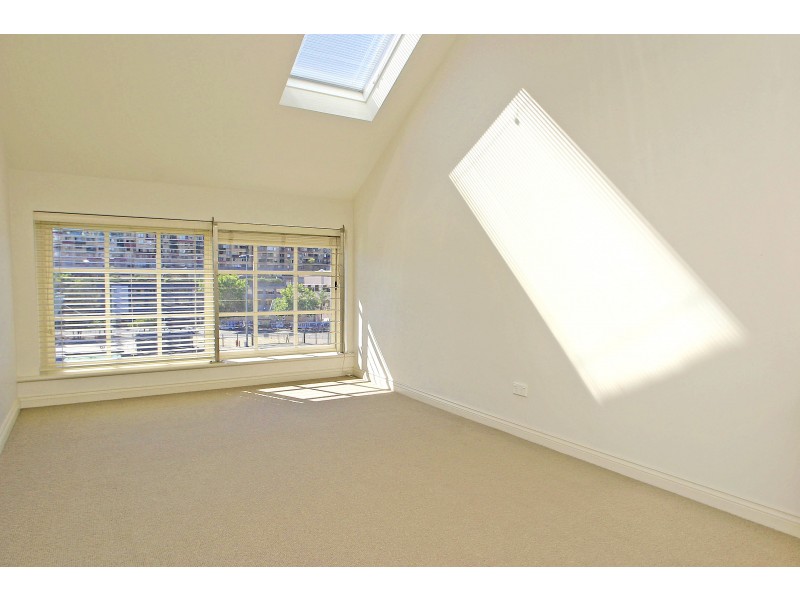 563/6 Cowper Wharf Road, Woolloomooloo NSW 2011