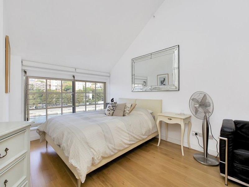 522/6 Cowper Wharf Road, Woolloomooloo NSW 2011