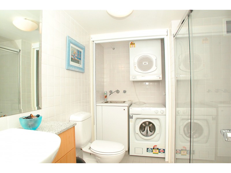 238/6 Cowper Wharf Rd, Woolloomooloo NSW 2011