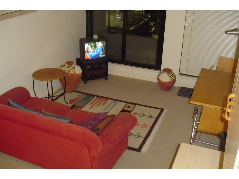 210/420 Pacific Highway, Crows Nest NSW 2065