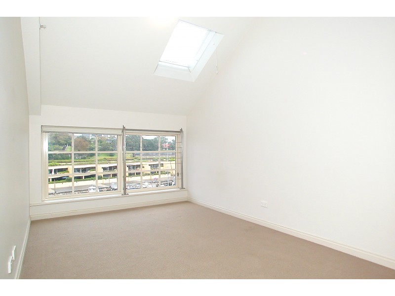 569/6 Cowper Wharf Road, Woolloomooloo NSW 2011