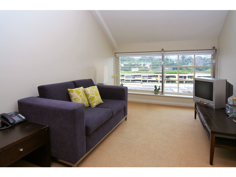 567/6 Cowper Wharf Road, Woolloomooloo NSW 2011